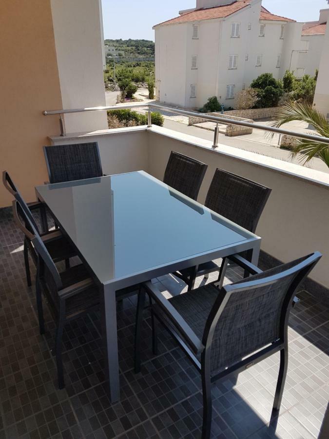 Apartment Novalja 4+2 Экстерьер фото